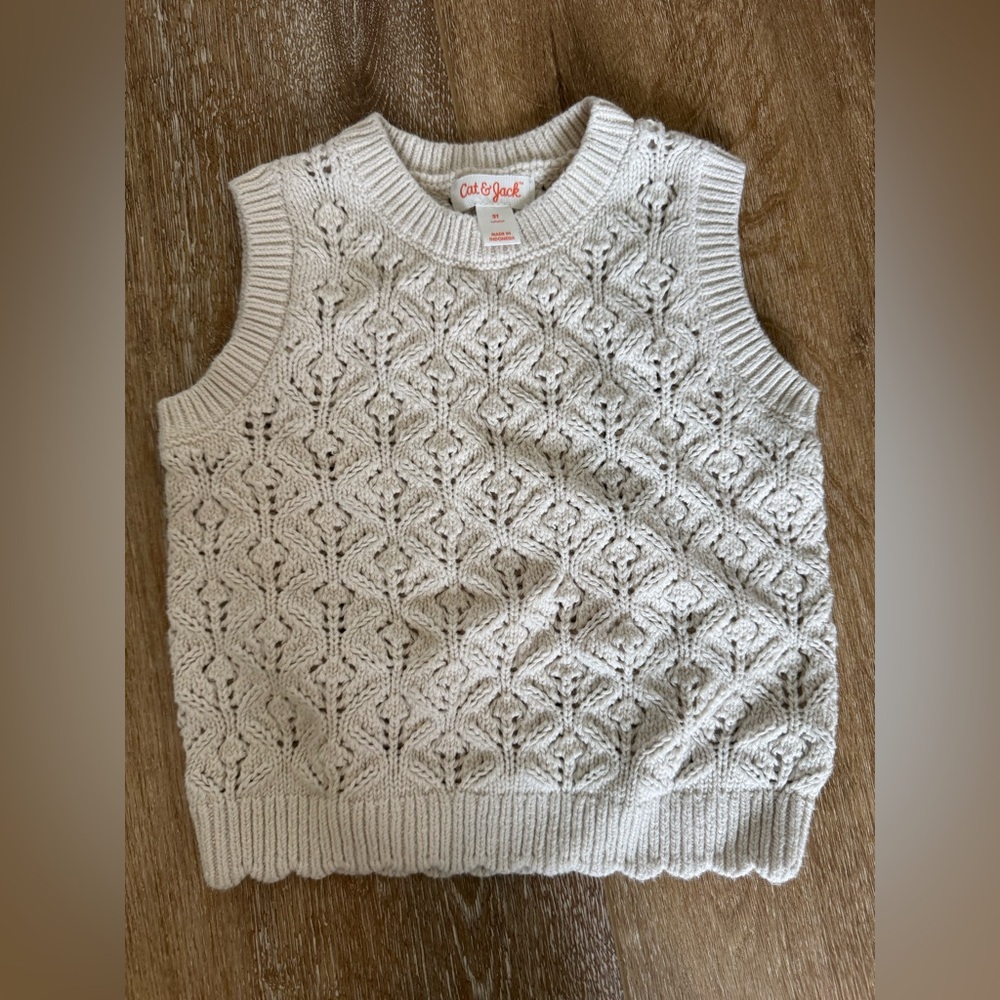 Cat & Jack Cream Cable Knit Sleeveless Sweater Vest